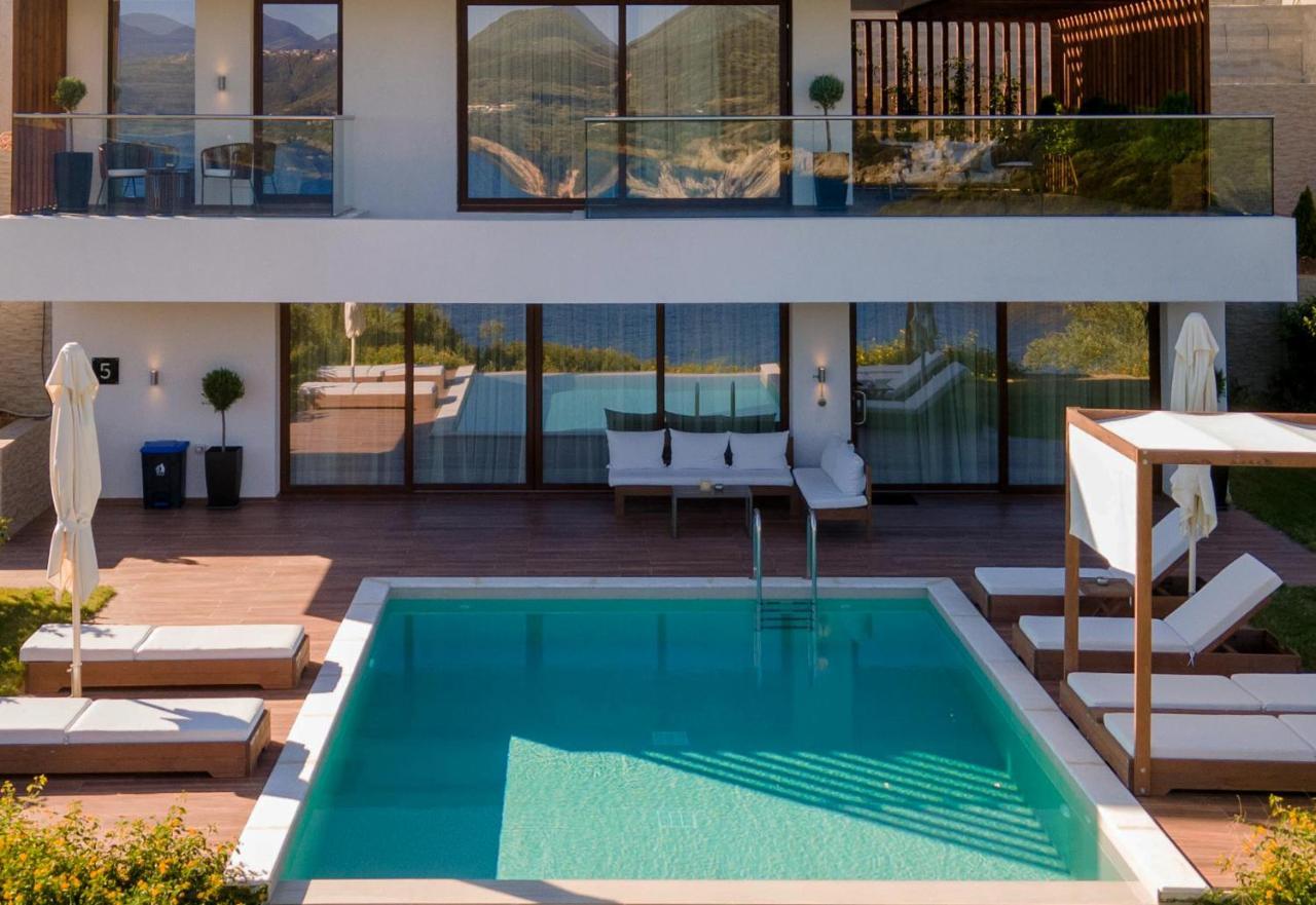 Zavia Resort Sivota  Luaran gambar